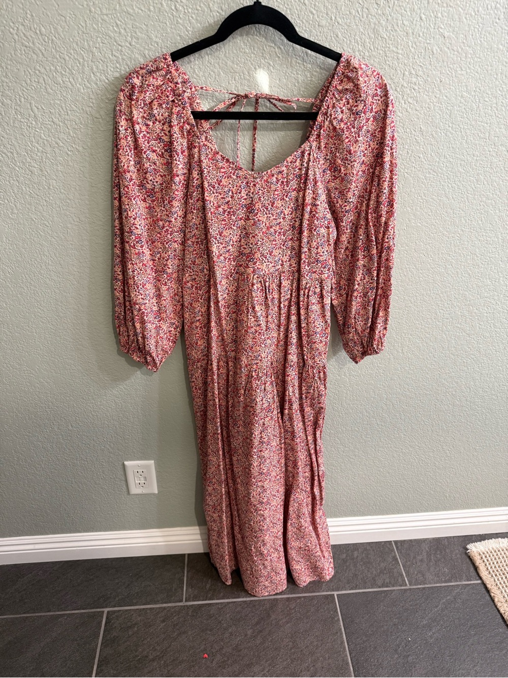 Universal Thread Floral Pink Puff-Sleeve Maxi Dress